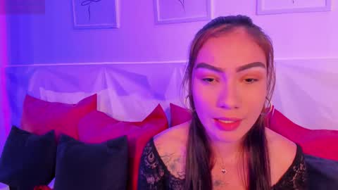 Scarlet online show from April 2026 05:07:02 PM