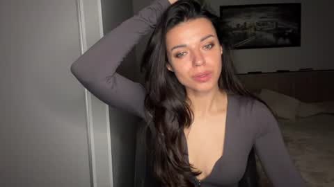Sophie online show from June 2026 07:41:02 AM