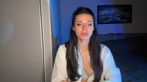 Sophie online show from July 2026 10:21:02 AM
