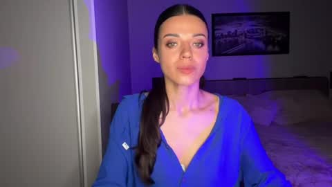 Sophie online show from July 2026 07:22:01 AM