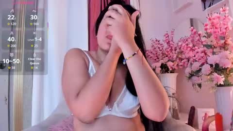 Snapshot of scarlet_fostt_ chatting on November 2025 12:15:01 PM Andrea online show from November 2025 12:15:01 PM