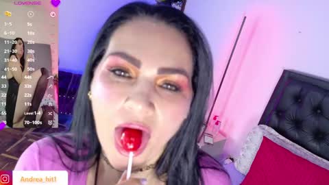 Snapshot of scarlet_hiit chatting on May 2026 04:30:02 AM scarlet_hiit online show from May 2026 04:30:02 AM