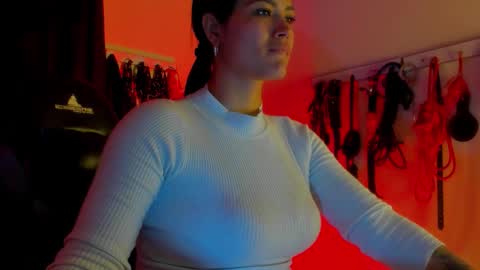 Snapshot of scarlet_kennedy98 chatting on November 2025 08:33:02 PM scarlet taylor kennedy online show from November 2025 08:33:02 PM