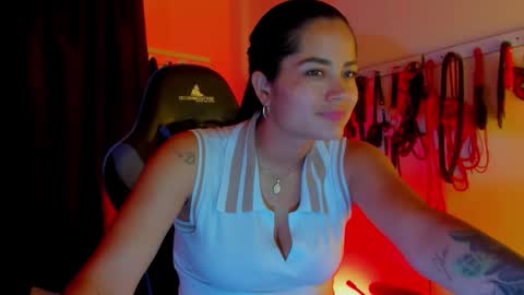 Snapshot of scarlet_kennedy98 chatting on December 2025 06:48:01 PM scarlet taylor kennedy online show from December 2025 06:48:01 PM