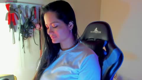 scarlet taylor kennedy online show from May 2026 09:22:02 PM
