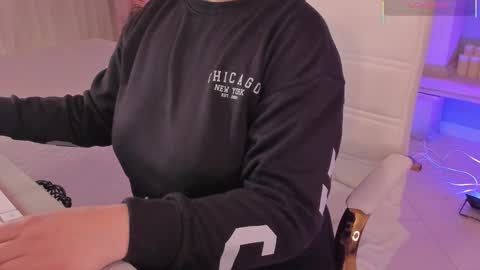 Snapshot of scarlet_miller_1 chatting on November 2025 12:05:02 PM Celeste online show from November 2025 12:05:02 PM