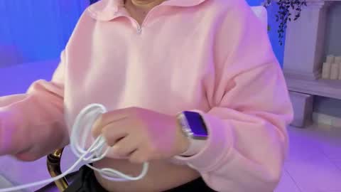 Snapshot of scarlet_miller_1 chatting on November 2025 12:17:01 PM Celeste online show from November 2025 12:17:01 PM