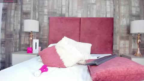 scarlet_rosi online show from May 2026 07:38:02 AM