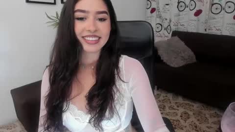 SCARLET online show from September 2025 04:07:01 AM