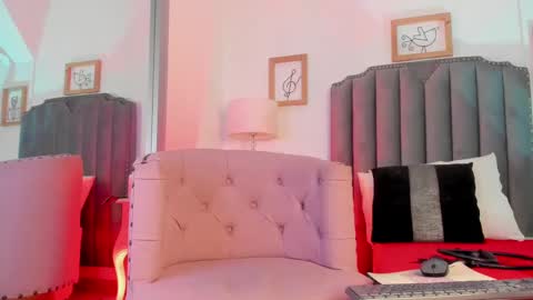              online show from February 2025 02:42:01 PM