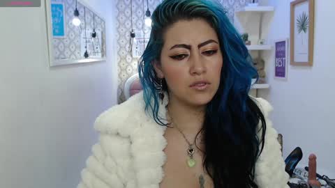 Snapshot of scarleth_bluee chatting on January 2025 12:55:01 AM Scarleth online show from January 2025 12:55:01 AM