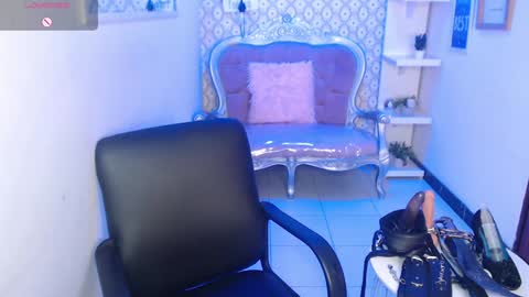Snapshot of scarleth_bluee chatting on February 2025 09:11:01 AM Scarleth online show from February 2025 09:11:01 AM