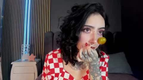 Scarleth online show from April 2026 02:27:02 AM