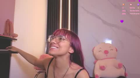 Snapshot of scarleth_red_ chatting on January 2026 11:26:01 AM I am Scarleth Check mi profile online show from January 2026 11:26:01 AM