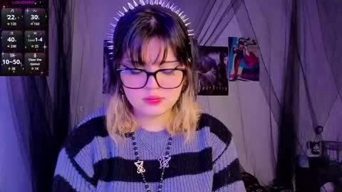 Snapshot of scarleth_shadow chatting on November 2025 12:09:02 AM SCARLETH online show from November 2025 12:09:02 AM