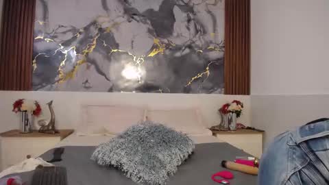 Scarleth online show from November 2025 02:16:01 PM