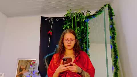 Denis online show from December 2025 01:43:02 AM