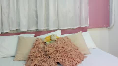 scarlet  online show from November 2025 12:06:01 PM