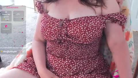 Snapshot of scarletmaroon chatting on June 2026 11:17:02 PM ScarletMaroon online show from June 2026 11:17:02 PM