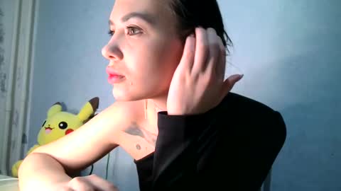 Snapshot of scarletpetal chatting on February 2025 11:21:02 AM scarletpetal online show from February 2025 11:21:02 AM