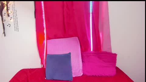 Snapshot of scarlett40_ chatting on May 2026 02:45:01 PM scarlett online show from May 2026 02:45:01 PM