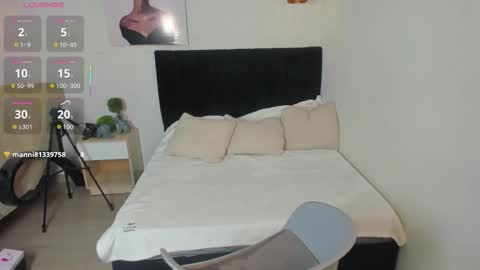 Scarlett online show from October 2025 02:02:02 PM