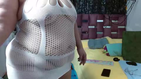 Scarlett online show from October 2025 10:20:02 PM