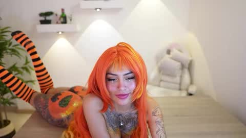 Snapshot of scarlett_collins01 chatting on November 2025 12:56:01 AM Scarlett Collins online show from November 2025 12:56:01 AM