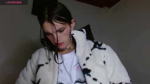 scarlet online show from April 2026 01:55:02 AM