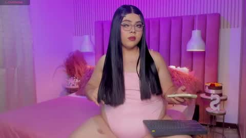 Snapshot of scarlett_dreamss7 chatting on June 2026 10:54:02 AM Scarlett online show from June 2026 10:54:02 AM