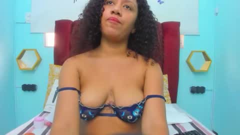 scarlett_fox20 online show from January 2026 04:10:01 PM