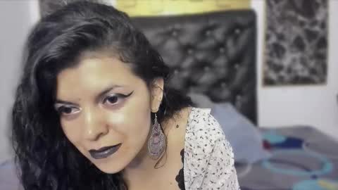 Snapshot of scarlett_w0lf chatting on November 2025 01:55:01 PM Scarlett online show from November 2025 01:55:01 PM