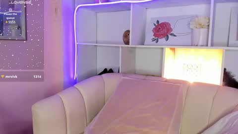 Snapshot of scarletta1215 chatting on December 2024 01:40:01 PM Daniela Camacho online show from December 2024 01:40:01 PM