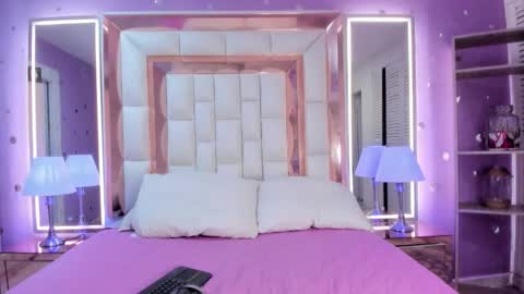 Scarlette  online show from March 2026 03:44:01 AM