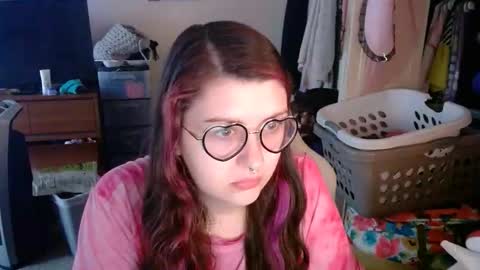 Scarlett online show from May 2026 12:02:01 PM