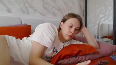 Snapshot of scarlettford chatting on June 2026 02:05:02 PM Scarlett online show from June 2026 02:05:02 PM