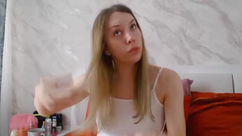 Snapshot of scarlettford chatting on June 2026 11:41:02 AM Scarlett online show from June 2026 11:41:02 AM