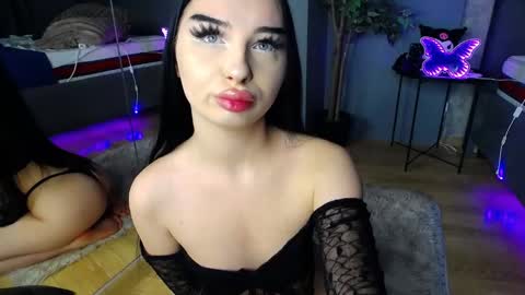 scarlettjakobs online show from February 2026 06:39:02 AM