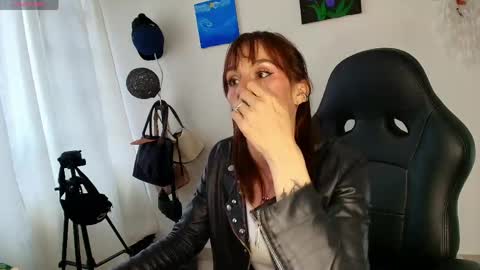 Snapshot of scarlettmilf_cg chatting on April 2026 08:44:02 PM Scarlett online show from April 2026 08:44:02 PM