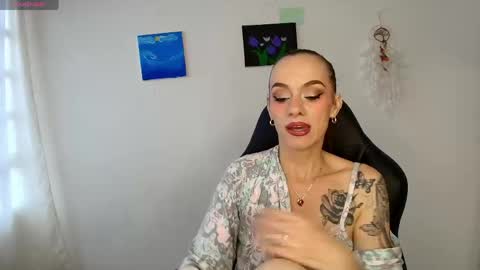 Snapshot of scarlettmilf_cg chatting on May 2026 07:56:02 PM Scarlett online show from May 2026 07:56:02 PM