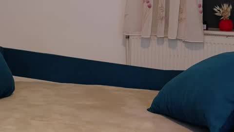 Snapshot of scarlettnoirr chatting on November 2025 08:00:01 PM ScarlettNoirr online show from November 2025 08:00:01 PM