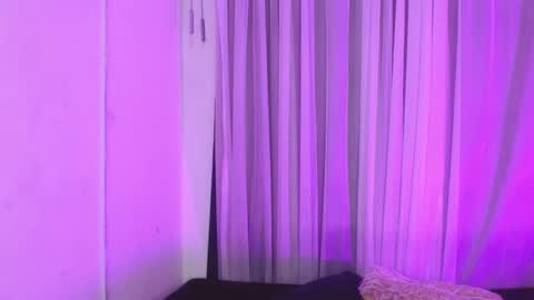 Scarlett online show from November 2025 04:45:02 AM