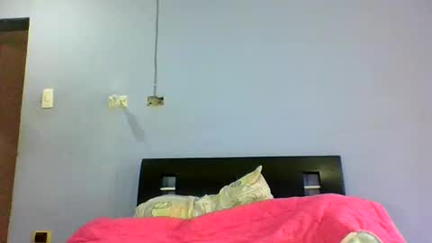 Nataly online show from May 2026 06:35:02 PM