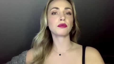 ScarlettxBlonde online show from May 2026 08:03:01 PM