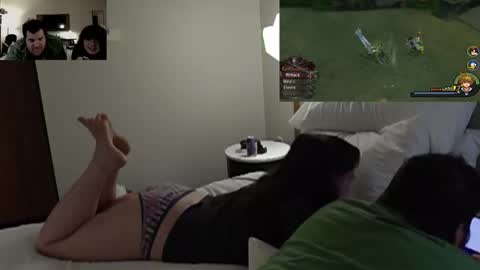 Snapshot of scenenotheard chatting on December 2025 06:20:01 AM scenenotheard online show from December 2025 06:20:01 AM