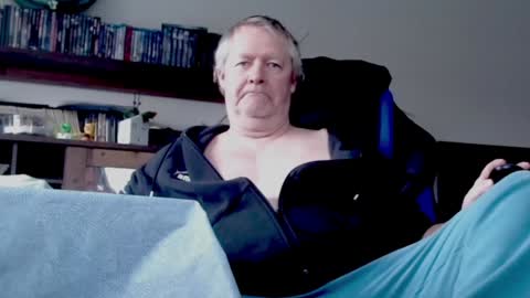 Thomas online show from December 2024 09:38:02 AM