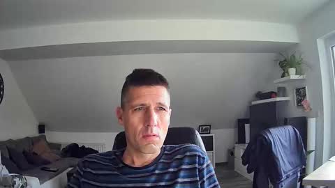 Dildomen online show from November 2025 12:38:02 PM