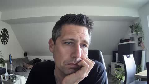 Dildomen online show from May 2026 11:28:01 AM