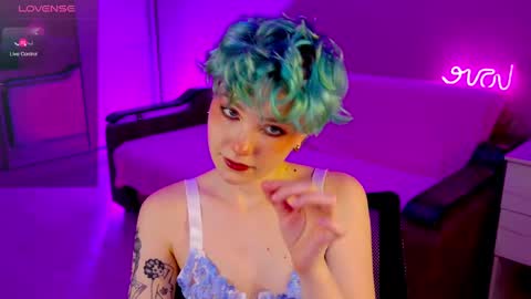 Snapshot of school_love chatting on December 2024 04:09:02 PM Rina online show from December 2024 04:09:02 PM