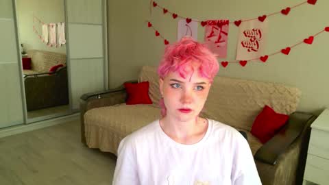 Snapshot of school_love chatting on September 2025 11:01:01 AM Rina online show from September 2025 11:01:01 AM